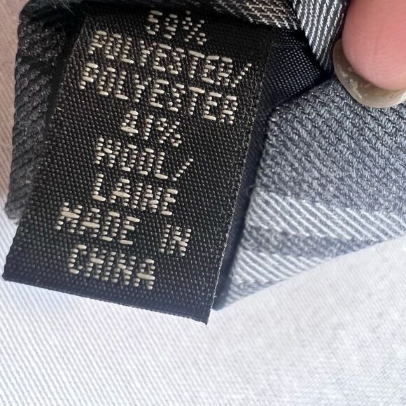 Van Heusen Men’s Classic Black/white/Gray Plaid Tie Office Preppy Corpcore - Picture 6 of 9